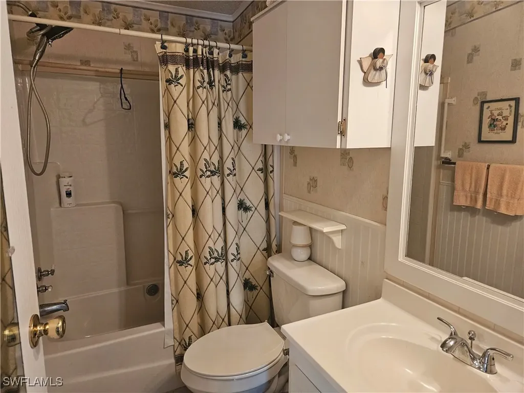 27 Amethyst Avenue Naples FL 34114