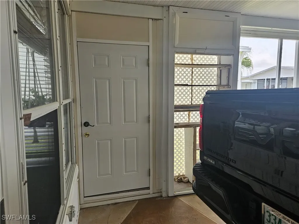 27 Amethyst Avenue Naples FL 34114