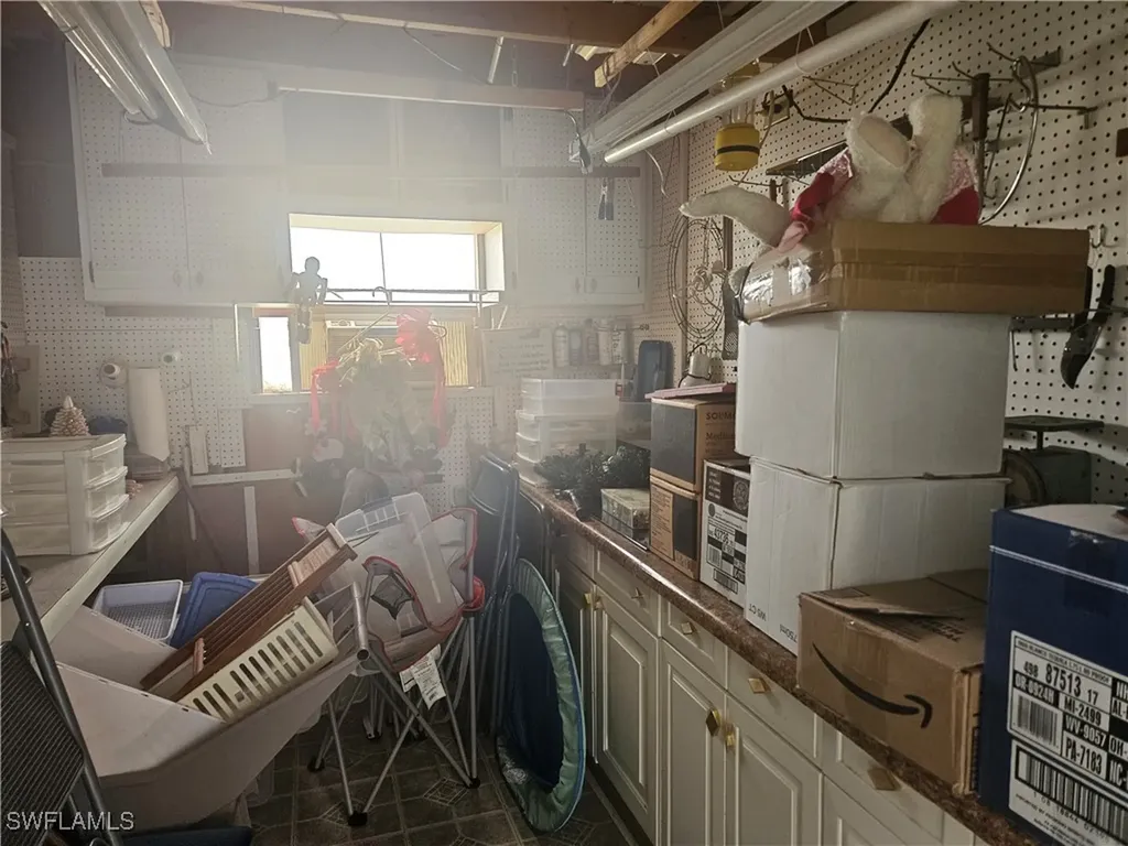 27 Amethyst Avenue Naples FL 34114