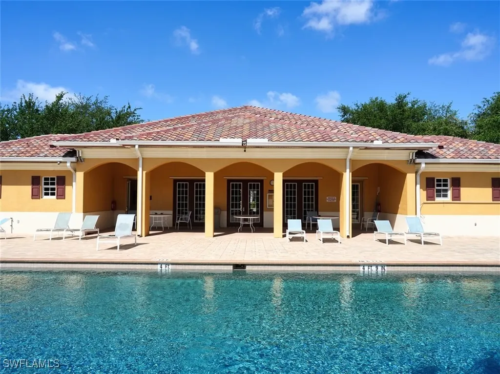4105 Residence Drive Fort Myers FL 33901