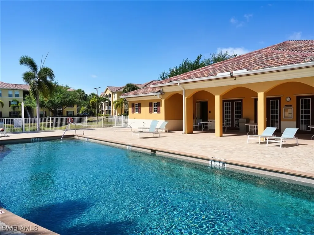 4105 Residence Drive Fort Myers FL 33901