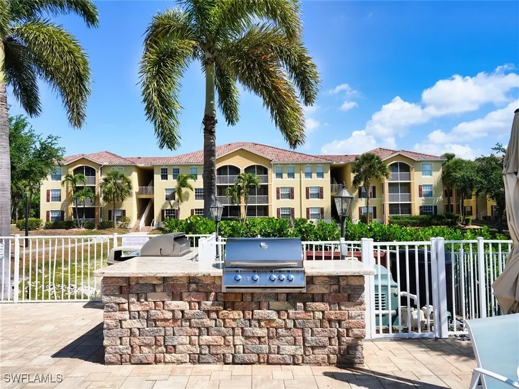 4105 Residence Drive Fort Myers FL 33901