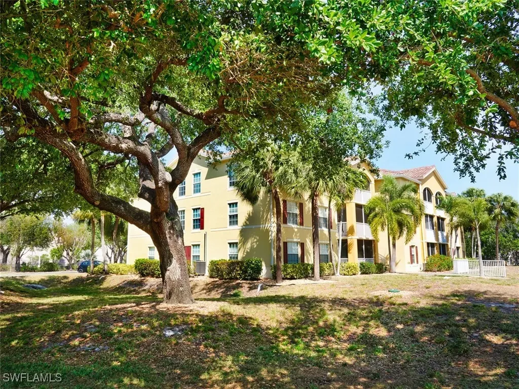 4105 Residence Drive Fort Myers FL 33901