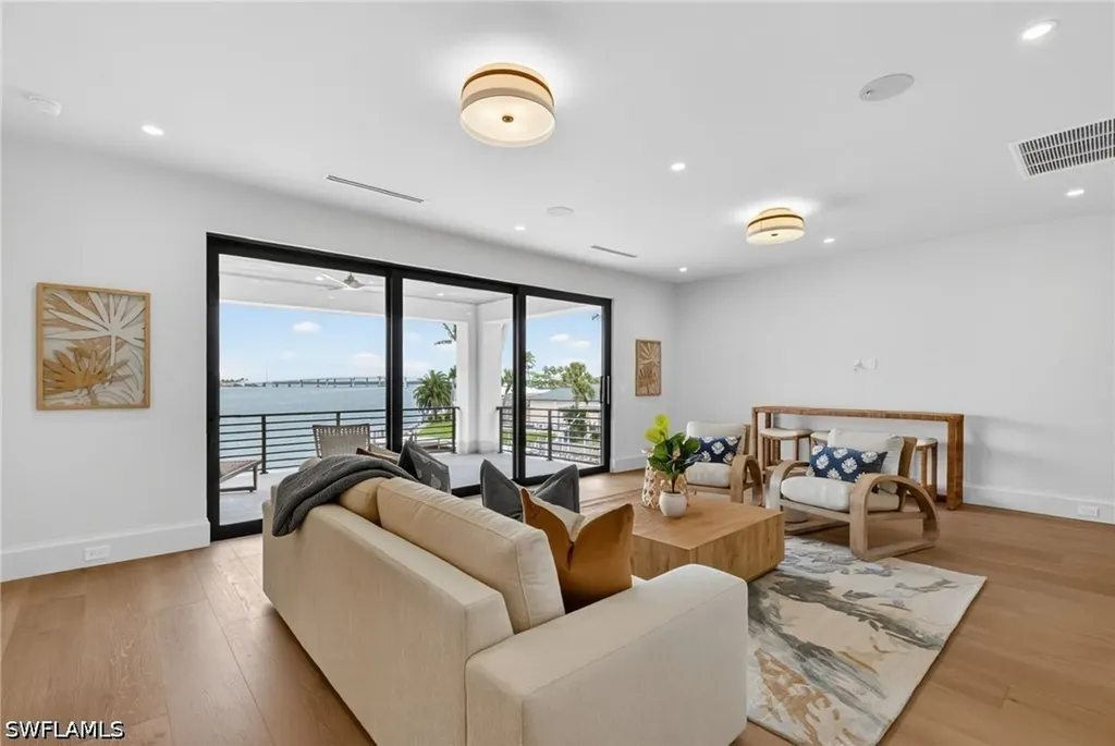 983 Sundrop Court Marco Island FL 34145