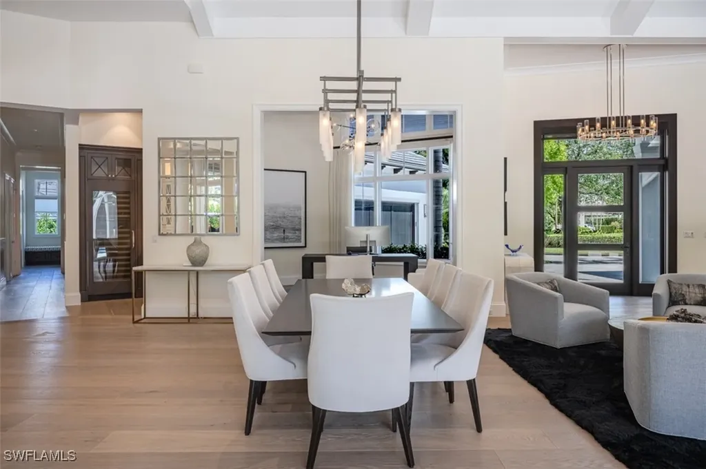 702 Bobwhite Lane Naples FL 34108