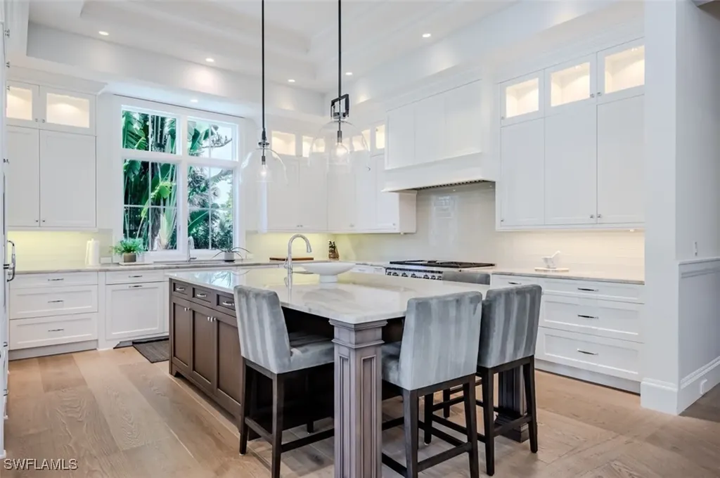 702 Bobwhite Lane Naples FL 34108