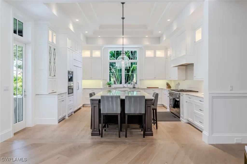 702 Bobwhite Lane Naples FL 34108