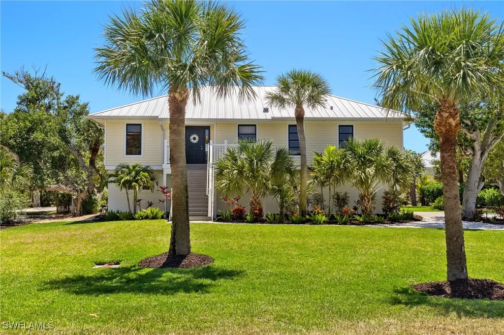 458 Lake Murex Circle Sanibel FL 33957