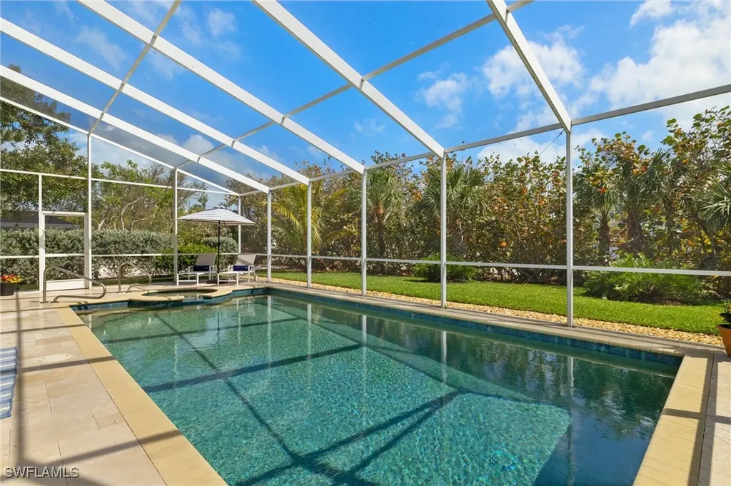 458 Lake Murex Circle Sanibel FL 33957