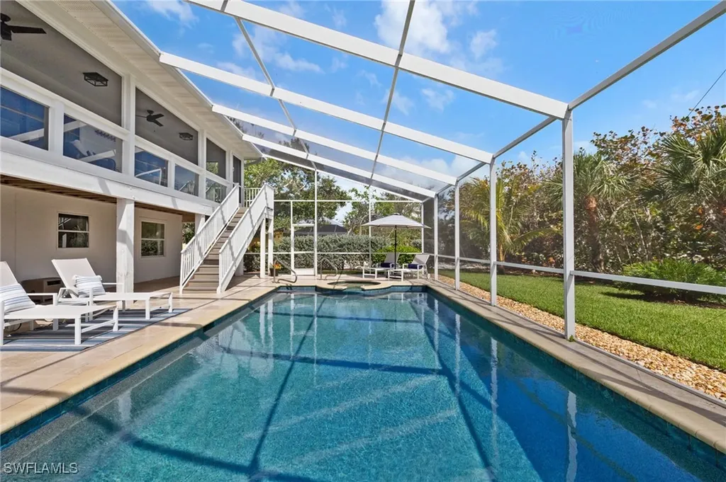 458 Lake Murex Circle Sanibel FL 33957