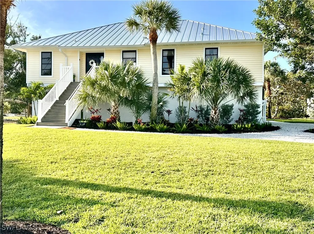 458 Lake Murex Circle Sanibel FL 33957