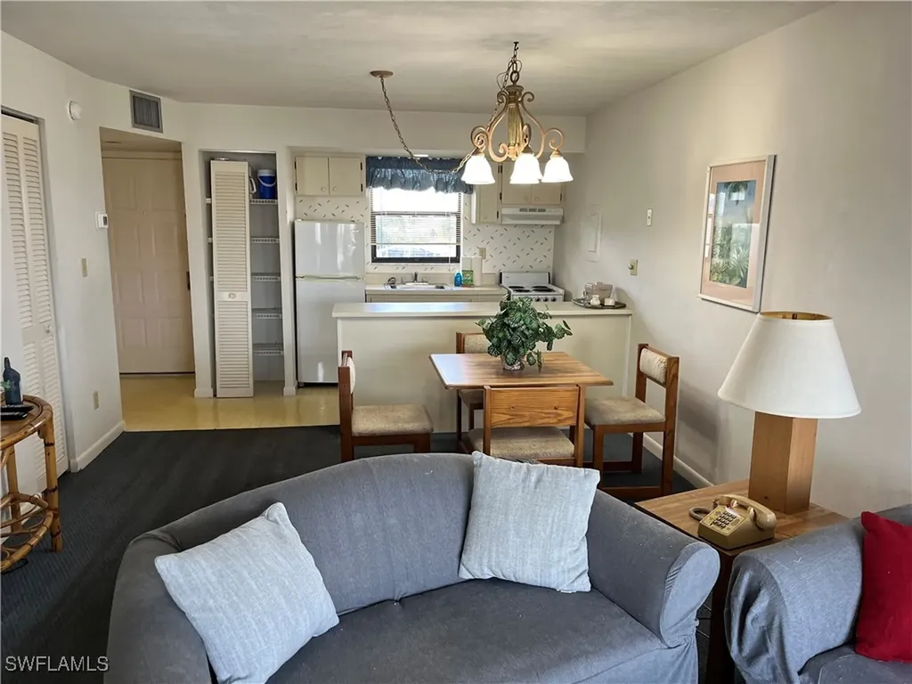 1031 Anglers Cove Marco Island FL 34145