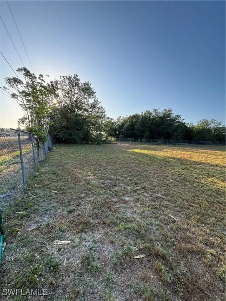 284 Avenida Del Clewiston FL 33440