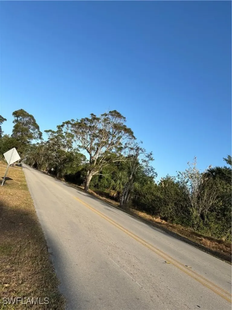 284 Avenida Del Clewiston FL 33440