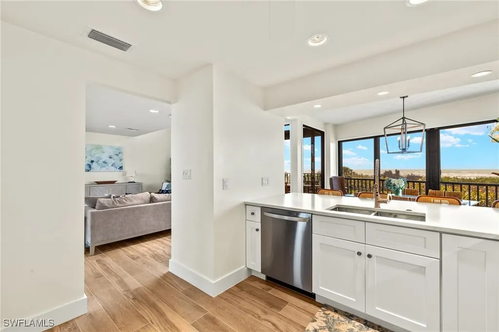 489 E Gulf Drive Sanibel FL 33957