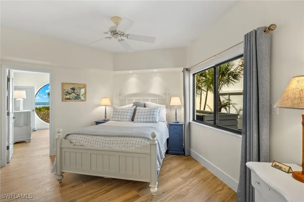 489 E Gulf Drive Sanibel FL 33957