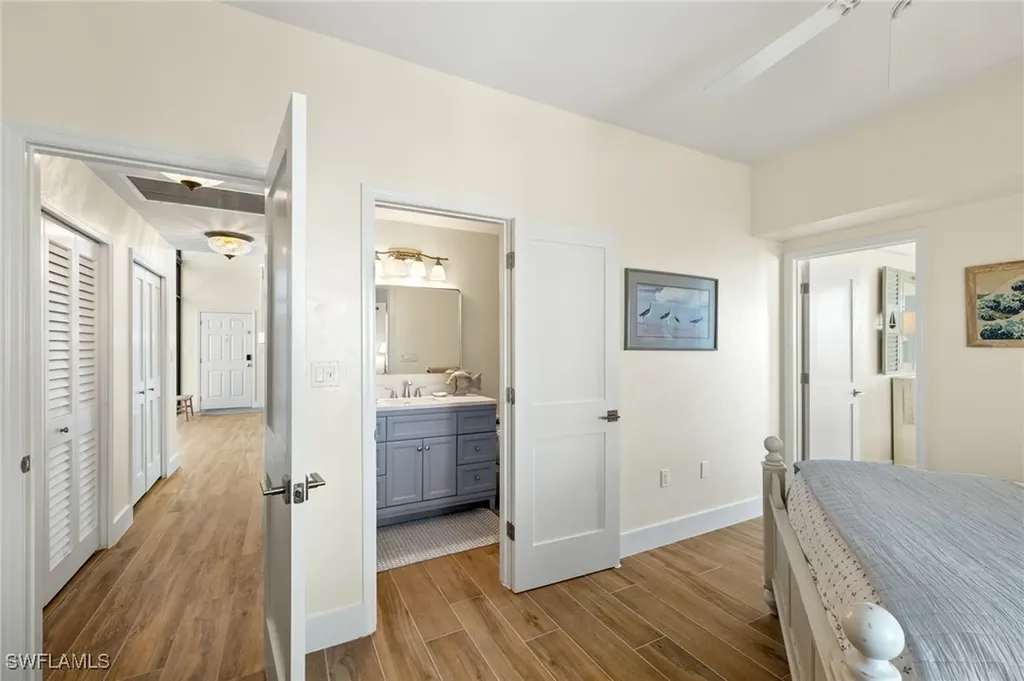 489 E Gulf Drive Sanibel FL 33957