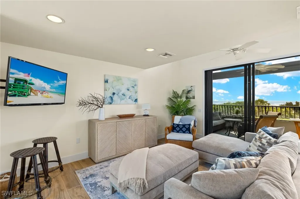 489 E Gulf Drive Sanibel FL 33957