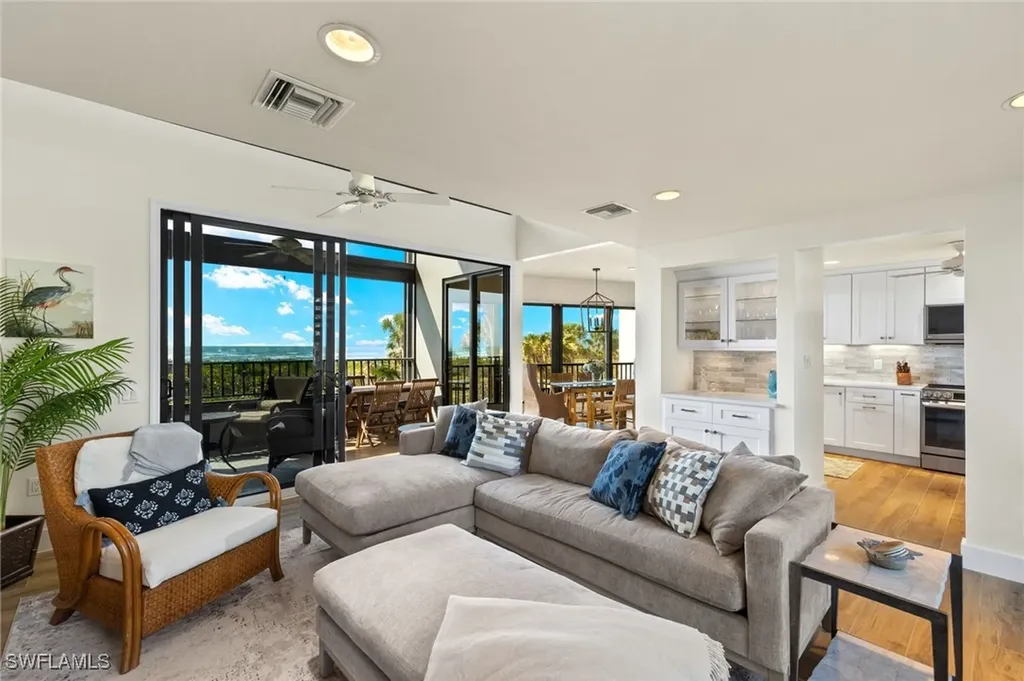 489 E Gulf Drive Sanibel FL 33957