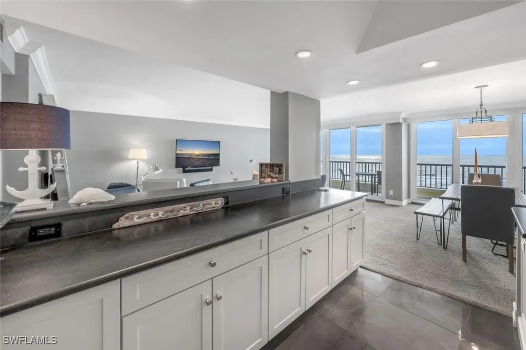 2381 Gulf Shore Boulevard N Naples FL 34103