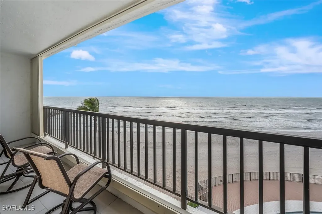 2381 Gulf Shore Boulevard N Naples FL 34103