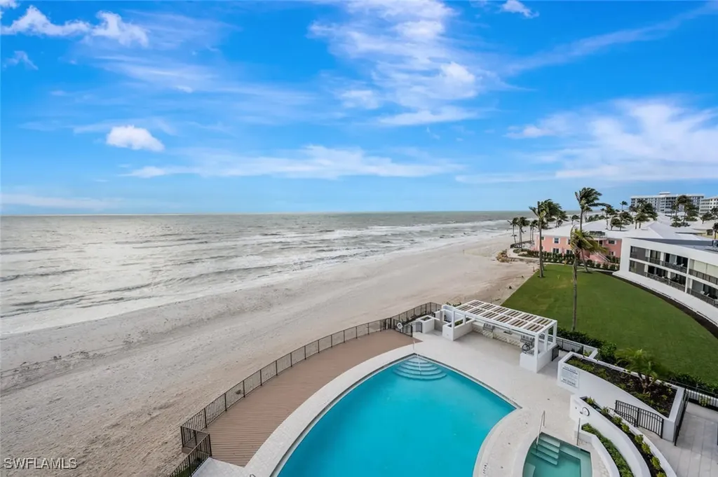 2381 Gulf Shore Boulevard N Naples FL 34103
