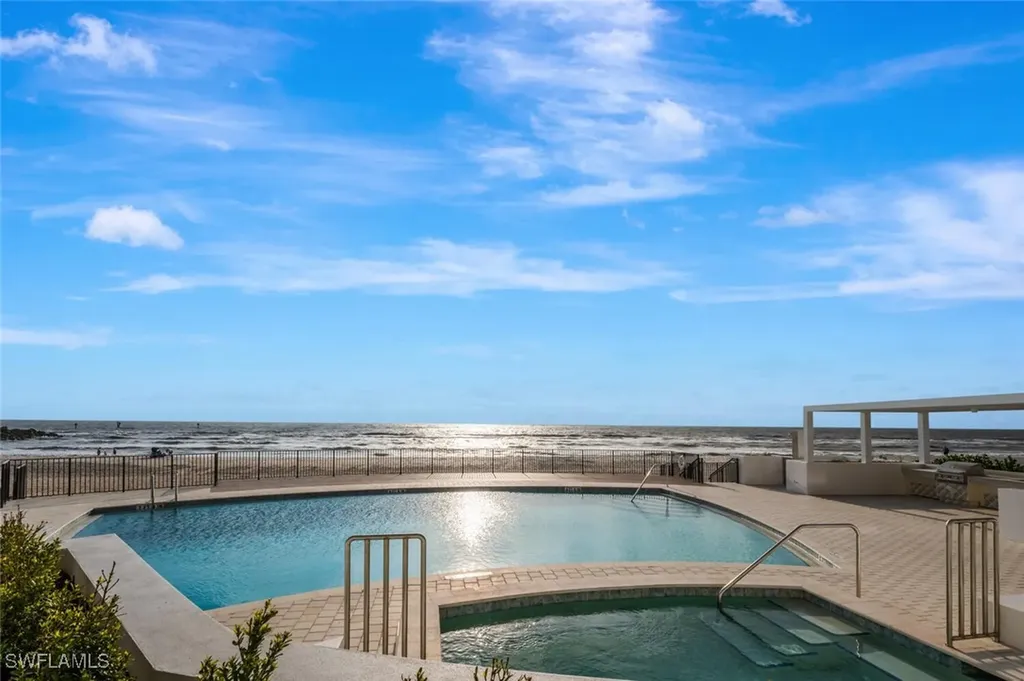 2381 Gulf Shore Boulevard N Naples FL 34103