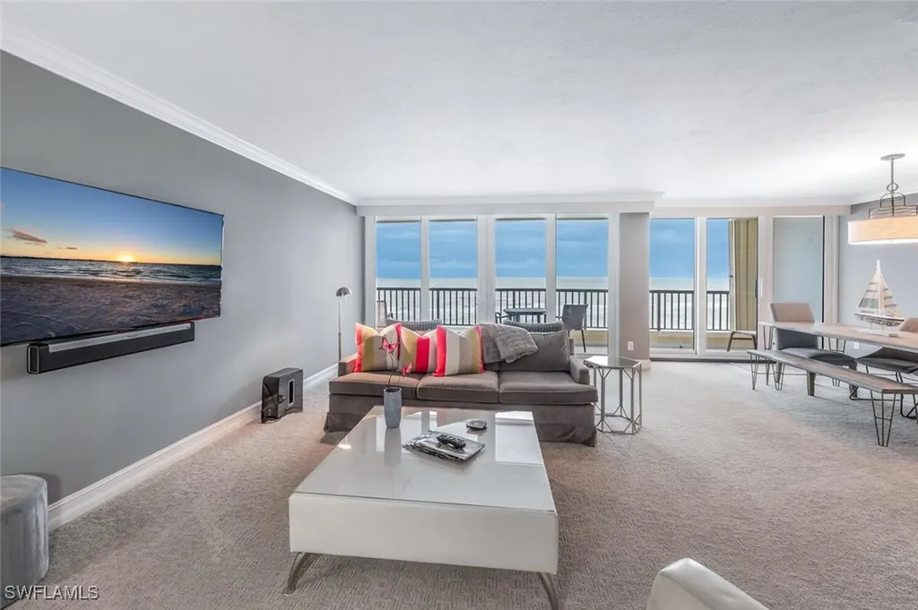 2381 Gulf Shore Boulevard N Naples FL 34103