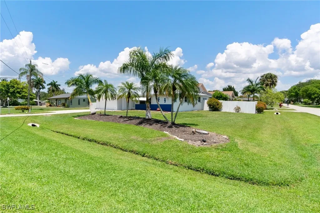 390 Valley Drive Bonita Springs FL 34134