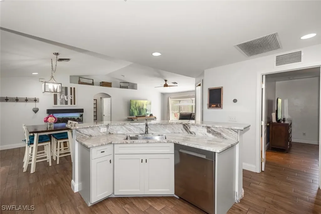 3009 35th Street SW Lehigh Acres FL 33976