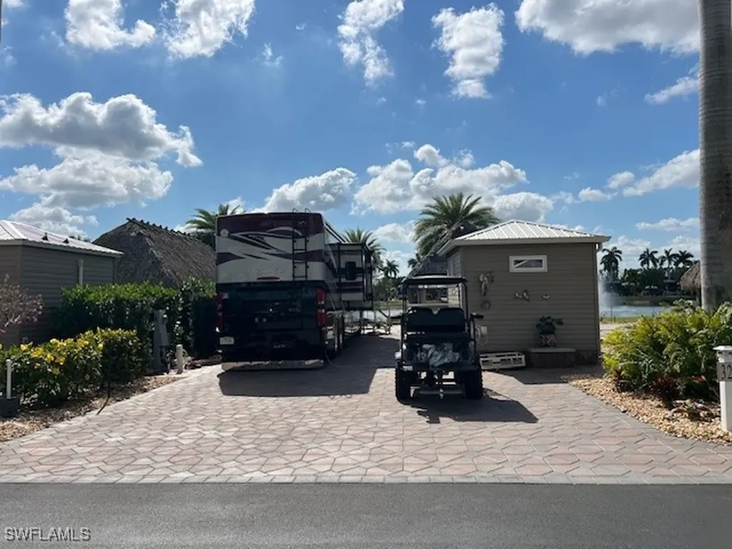 10336 Fire Flag Trail Fort Myers FL 33905