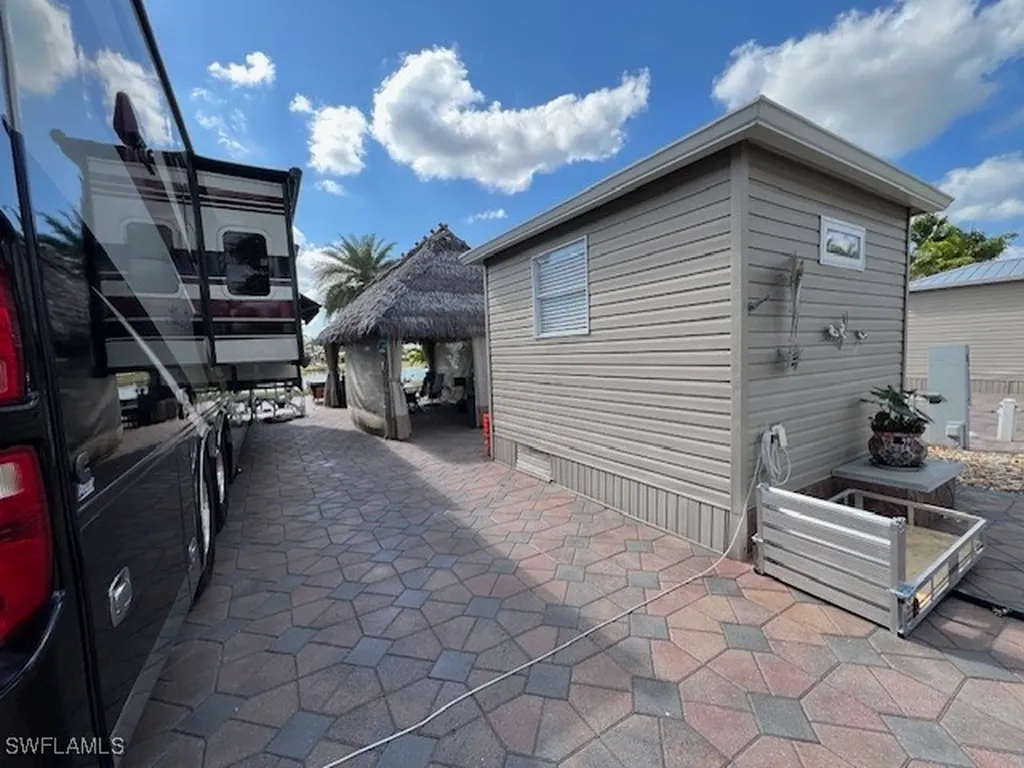 10336 Fire Flag Trail Fort Myers FL 33905