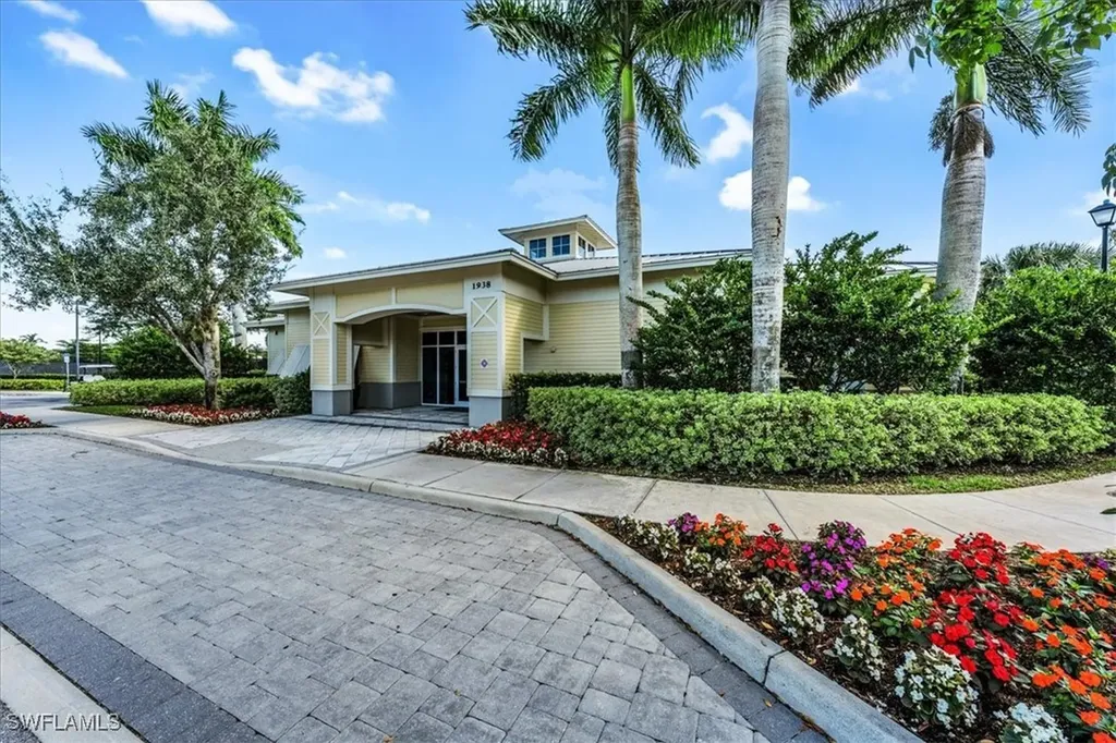 2069 Hamlin Street Naples FL 34120