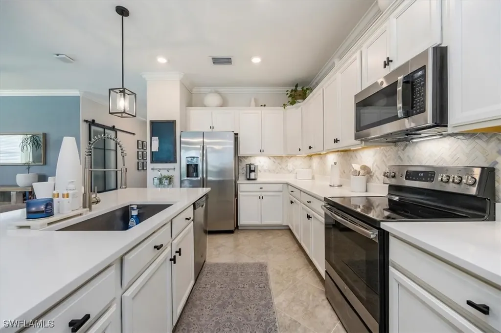 2069 Hamlin Street Naples FL 34120