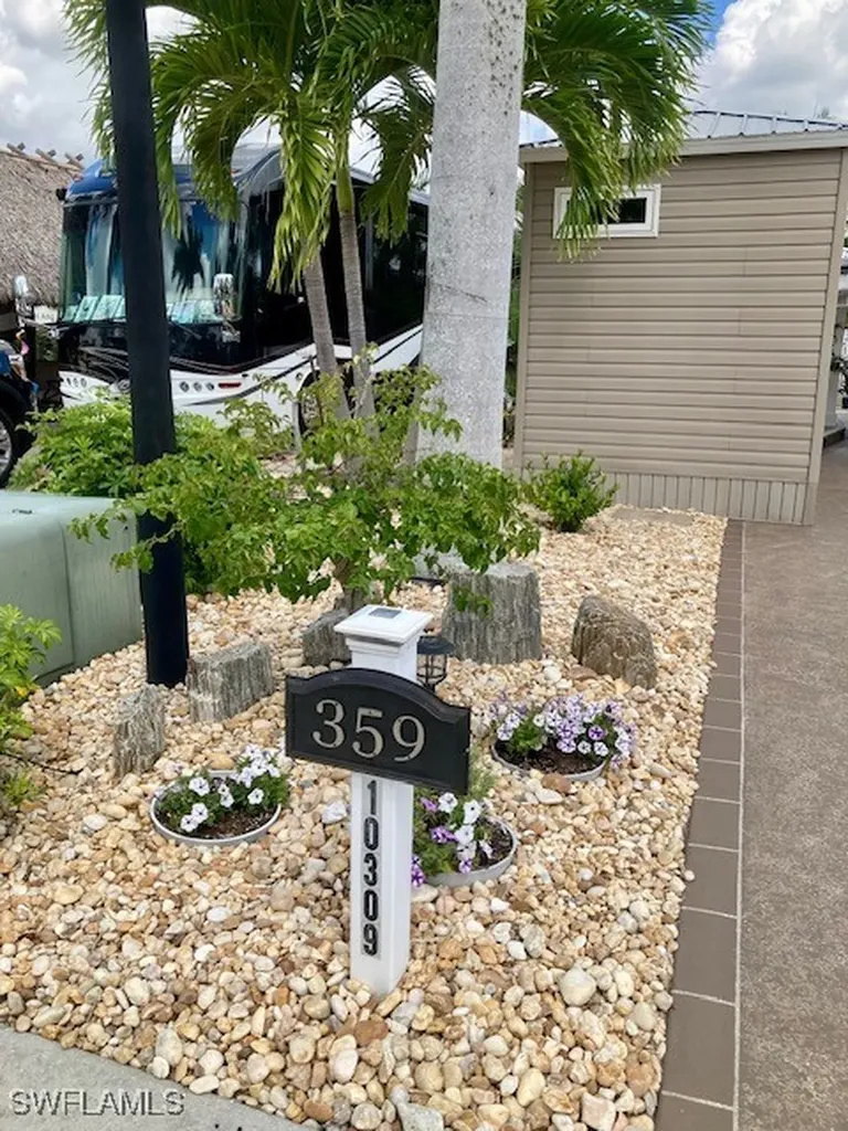 10309 Fire Flag Trail Fort Myers FL 33905