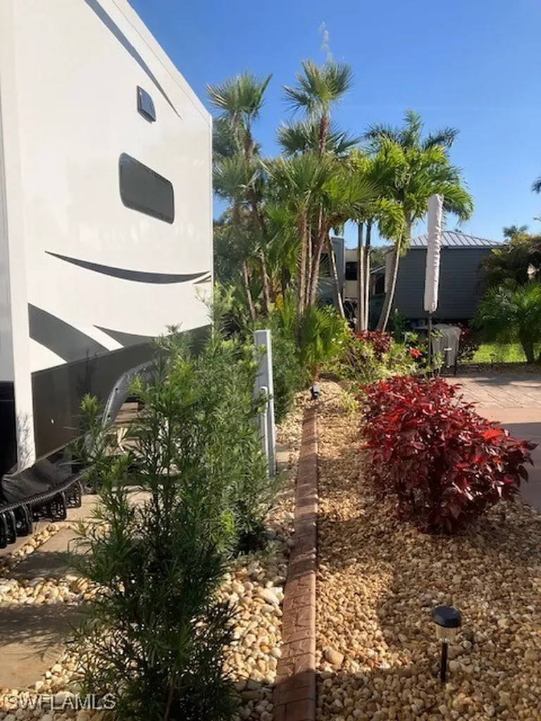 10309 Fire Flag Trail Fort Myers FL 33905