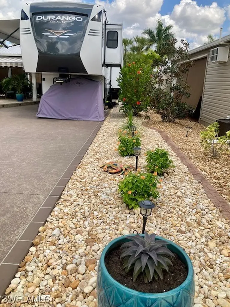 10309 Fire Flag Trail Fort Myers FL 33905