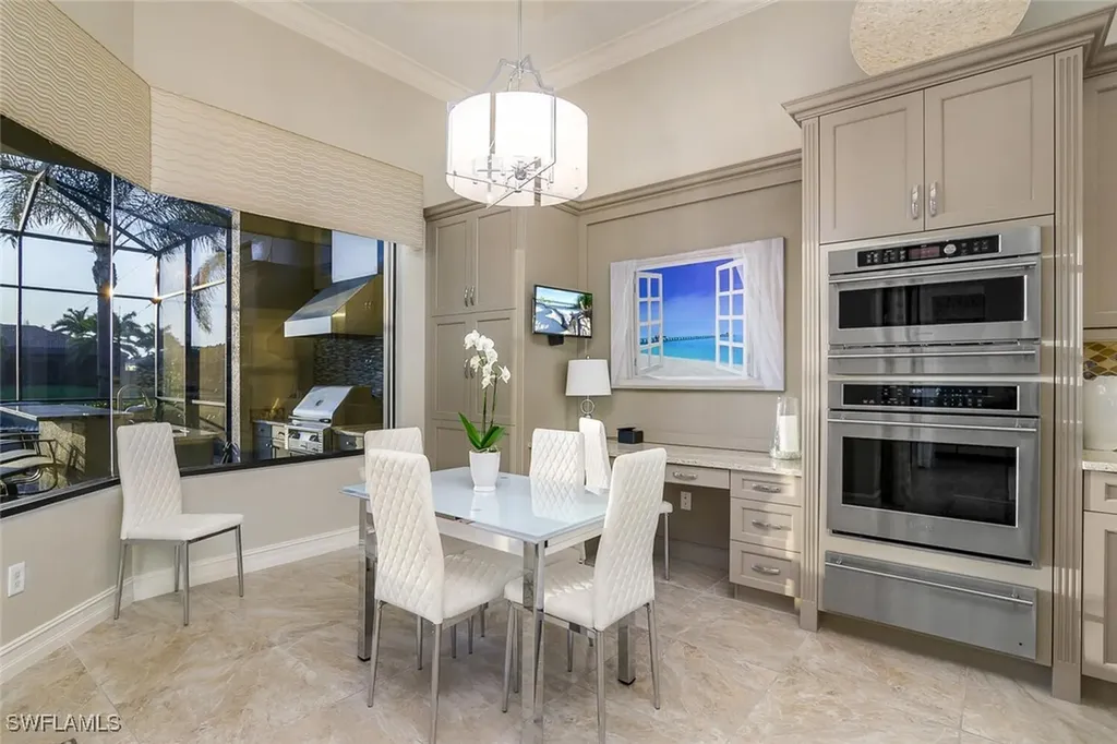 6652 Costa Circle Naples FL 34113