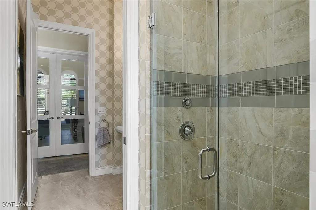 6652 Costa Circle Naples FL 34113