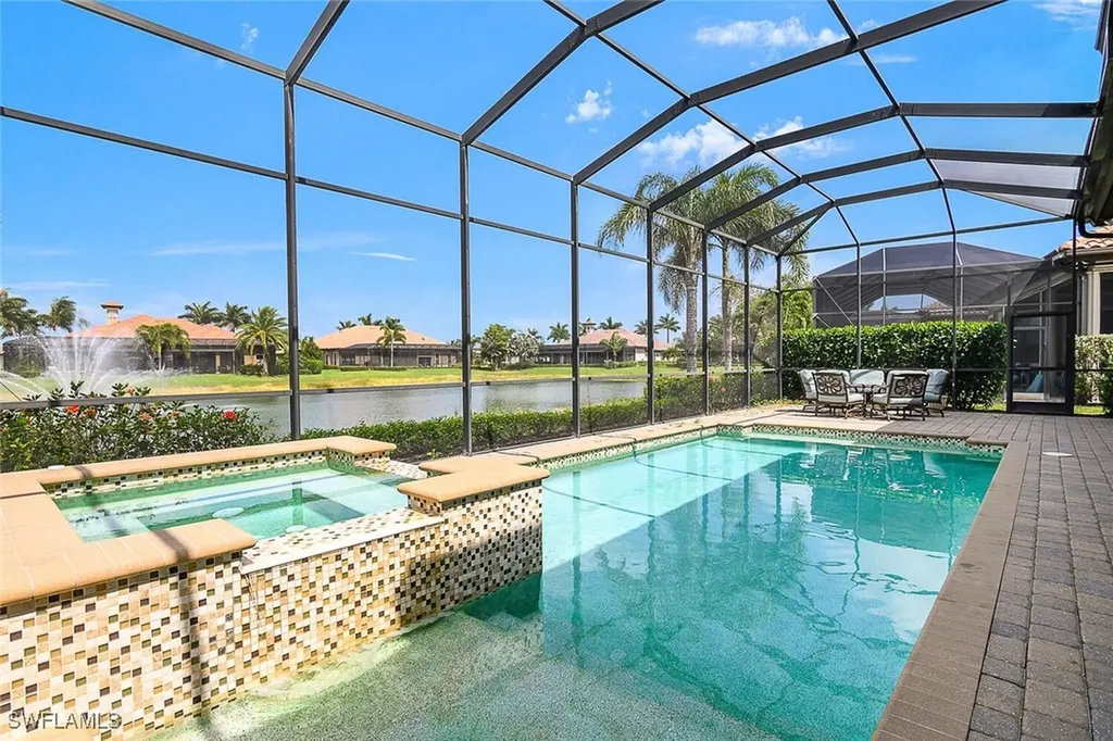 6652 Costa Circle Naples FL 34113