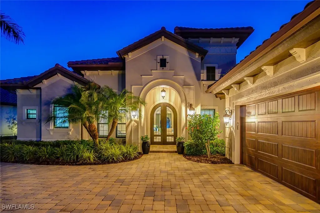 6652 Costa Circle Naples FL 34113