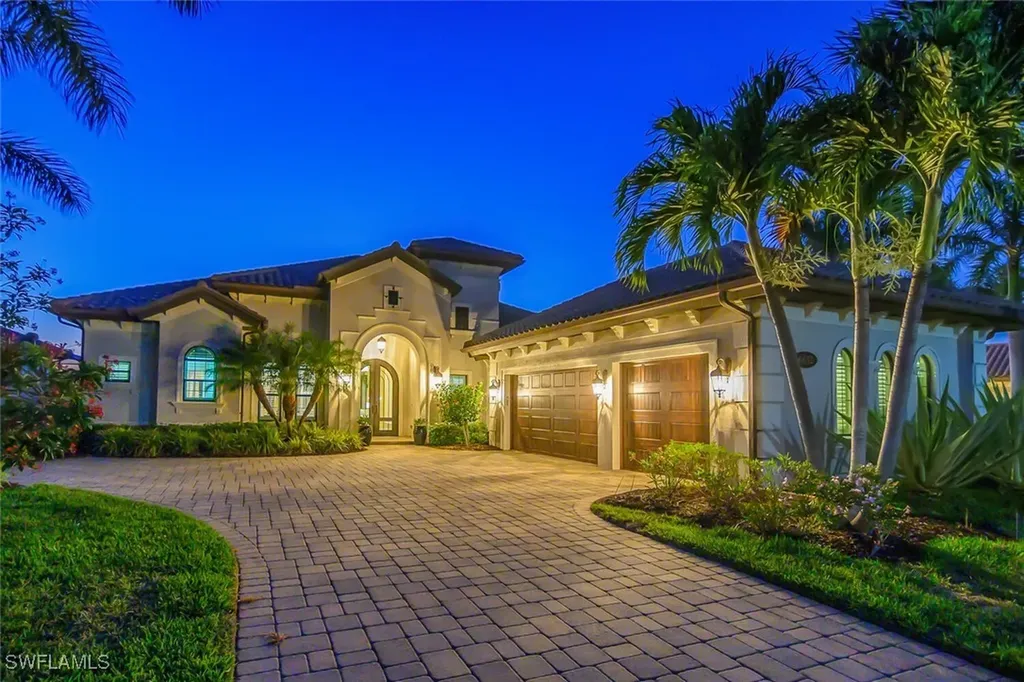 6652 Costa Circle Naples FL 34113