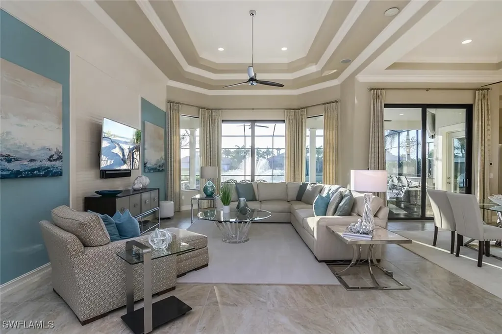 6652 Costa Circle Naples FL 34113