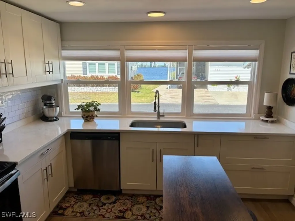 361 Shoreland Drive Fort Myers FL 33905