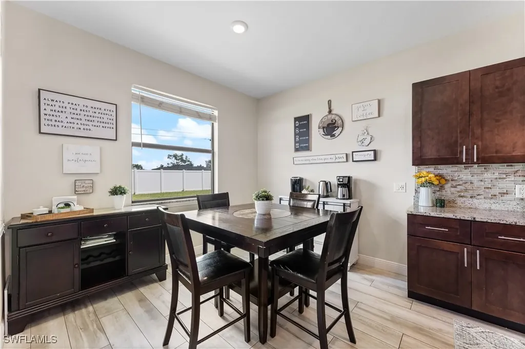 2717 Shelby Parkway Cape Coral FL 33904