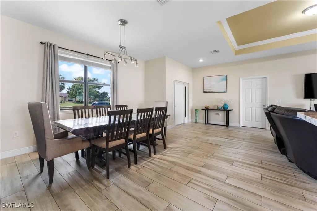 2717 Shelby Parkway Cape Coral FL 33904