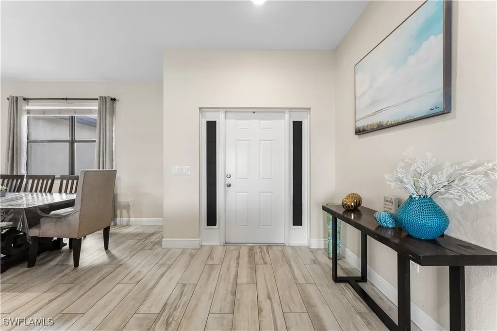 2717 Shelby Parkway Cape Coral FL 33904