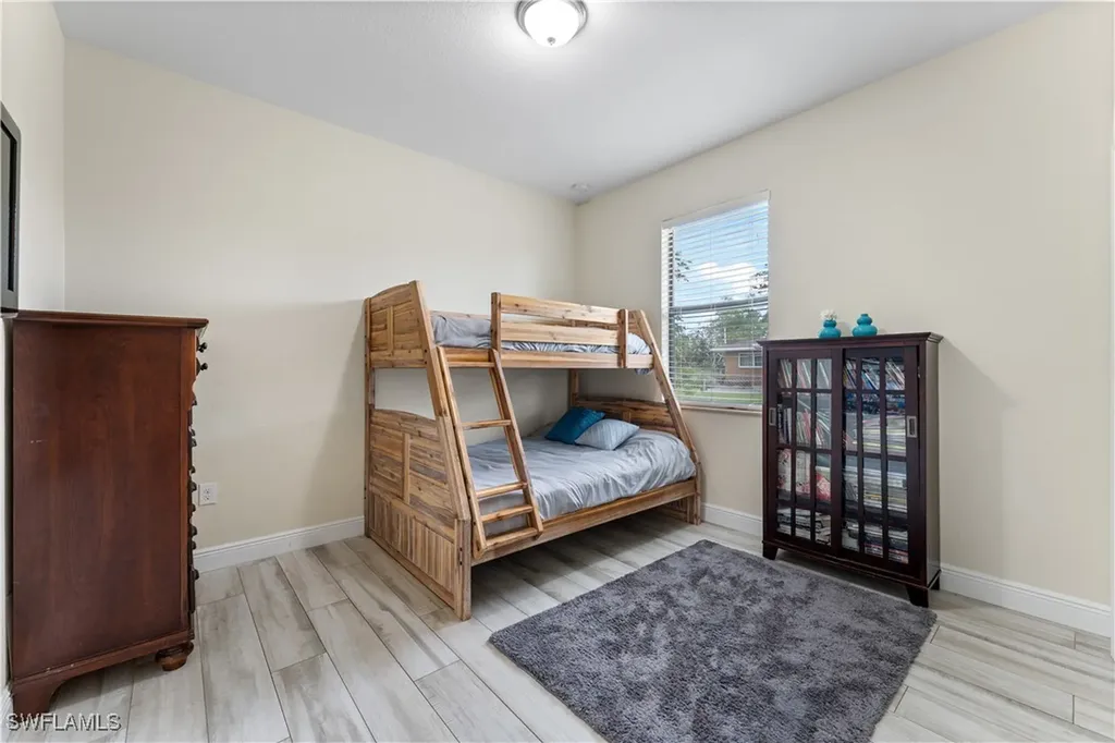 2717 Shelby Parkway Cape Coral FL 33904