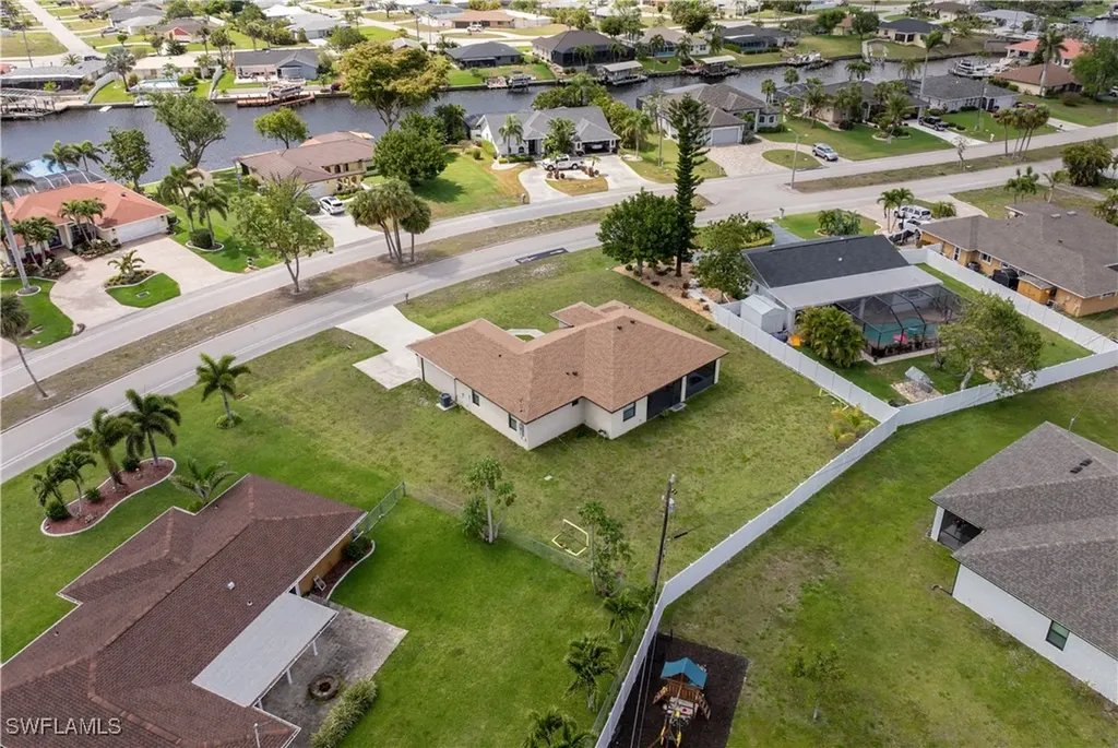 2717 Shelby Parkway Cape Coral FL 33904