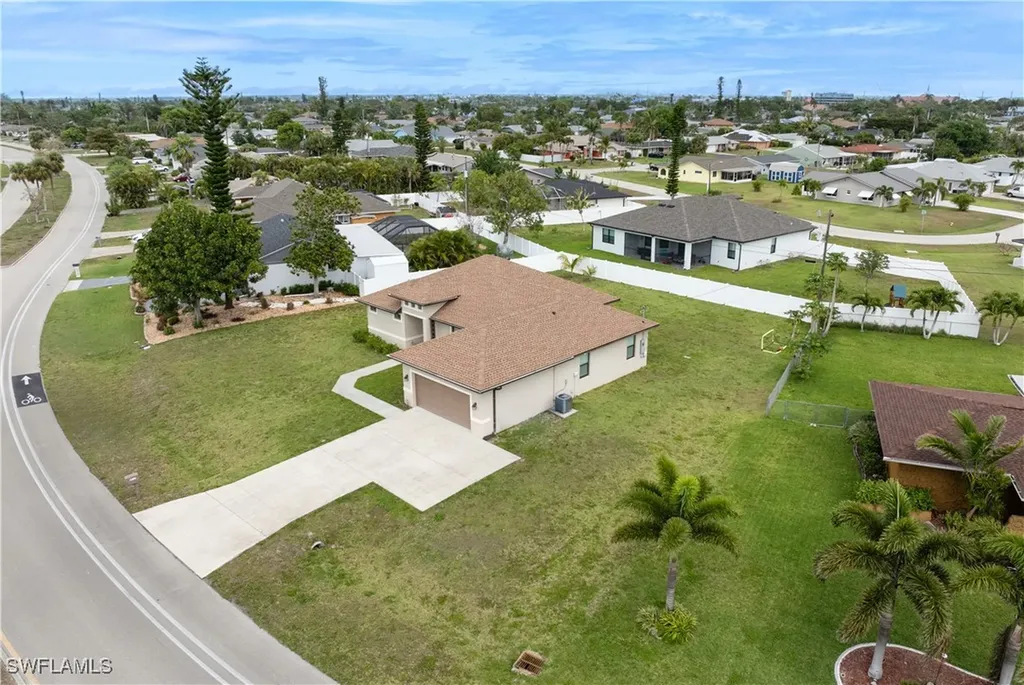 2717 Shelby Parkway Cape Coral FL 33904